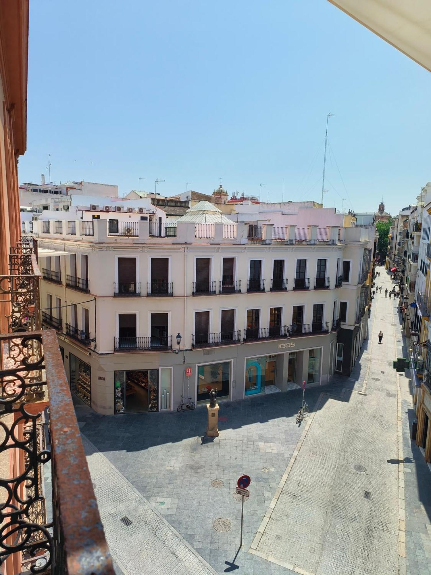 The Loft House Hostel Seville
